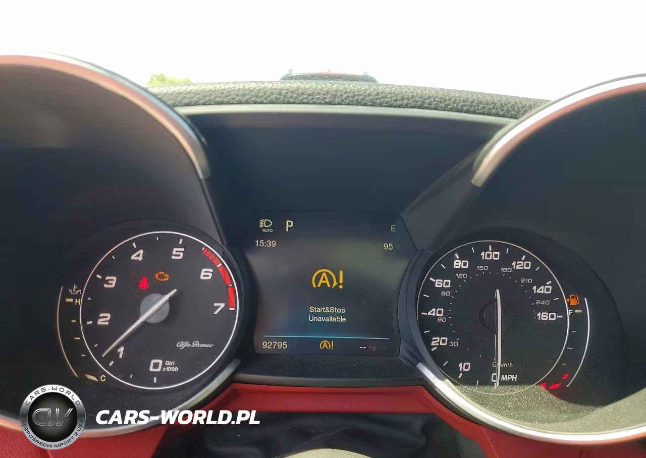 2017 Alfa Romeo Giulia Q4 VIN:ZARFAEDN4H7553981 - 9