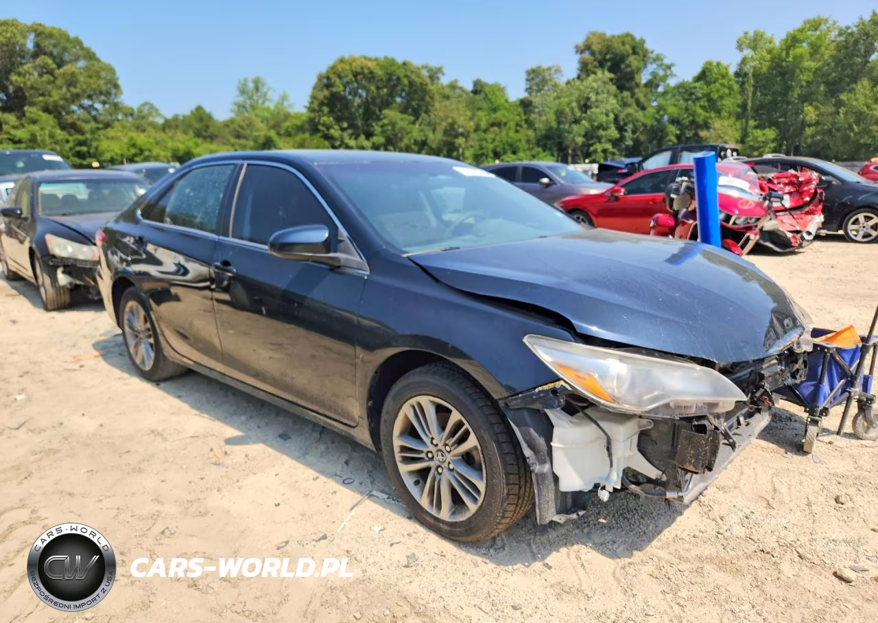 2017 Toyota Camry Se VIN:4T1BF1FK2HU360067 - 4