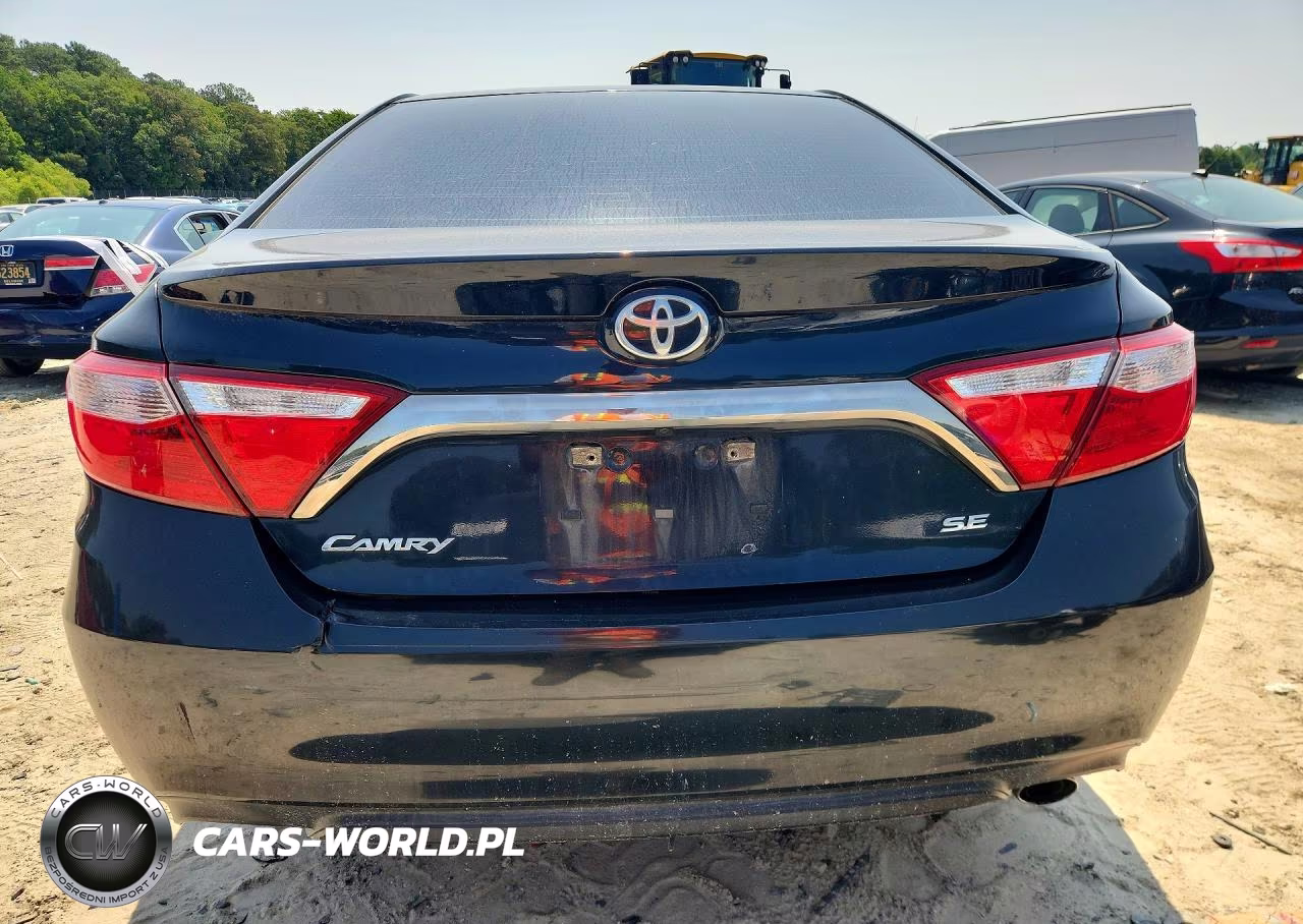 2017 Toyota Camry Se VIN:4T1BF1FK2HU360067 - 6