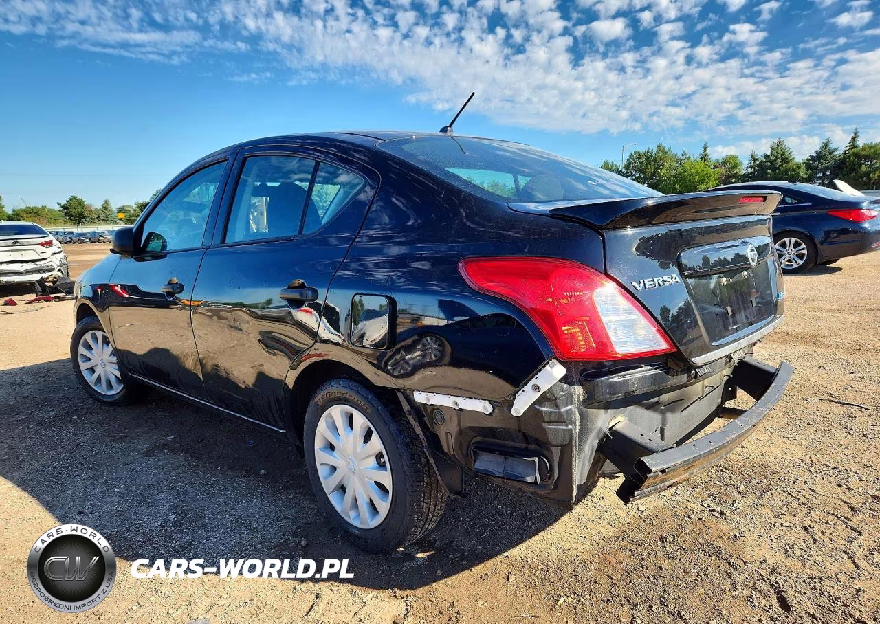 2015 Nissan Versa 1.6 S Plus VIN:3N1CN7AP7FL881829 - 2