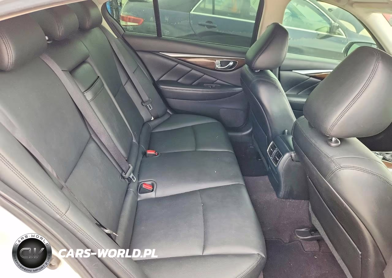 2018 Infiniti Q50 3.0T Luxe VIN:JN1EV7AP7JM350590 - 10
