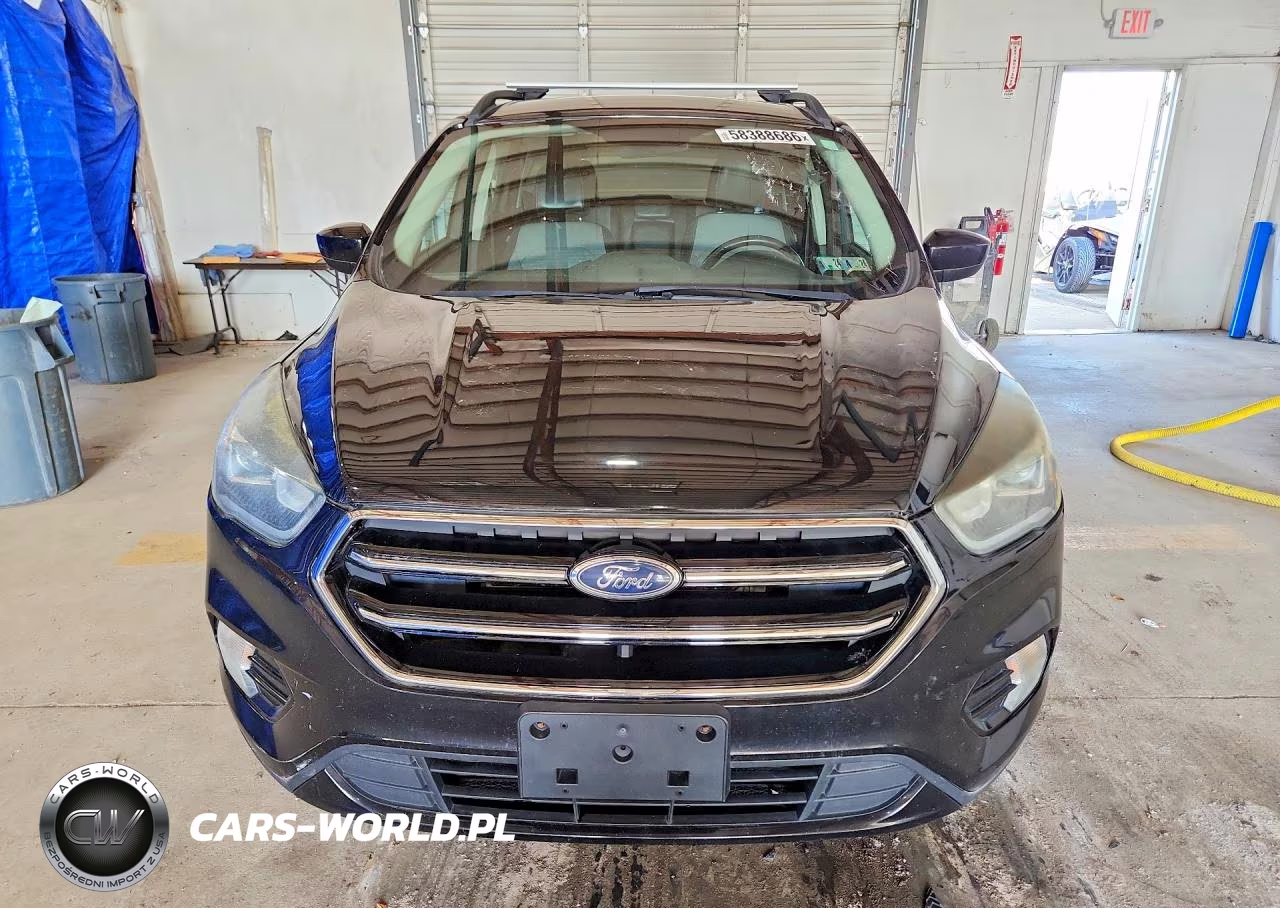 2017 Ford Escape Se VIN:1FMCU0G9XHUE89786 - 5