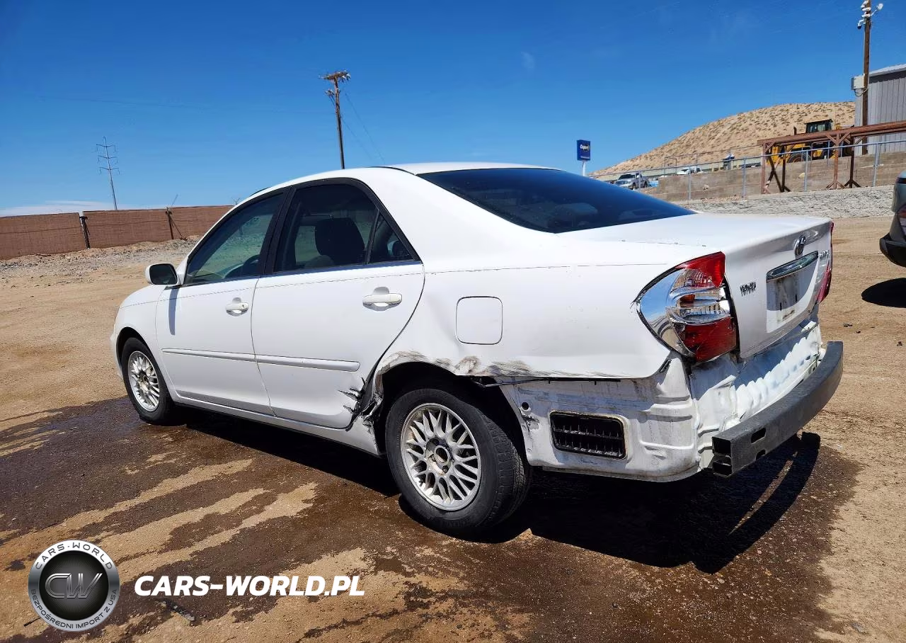 2002 Toyota Camry Le VIN:4T1BE32K22U055082 - 2