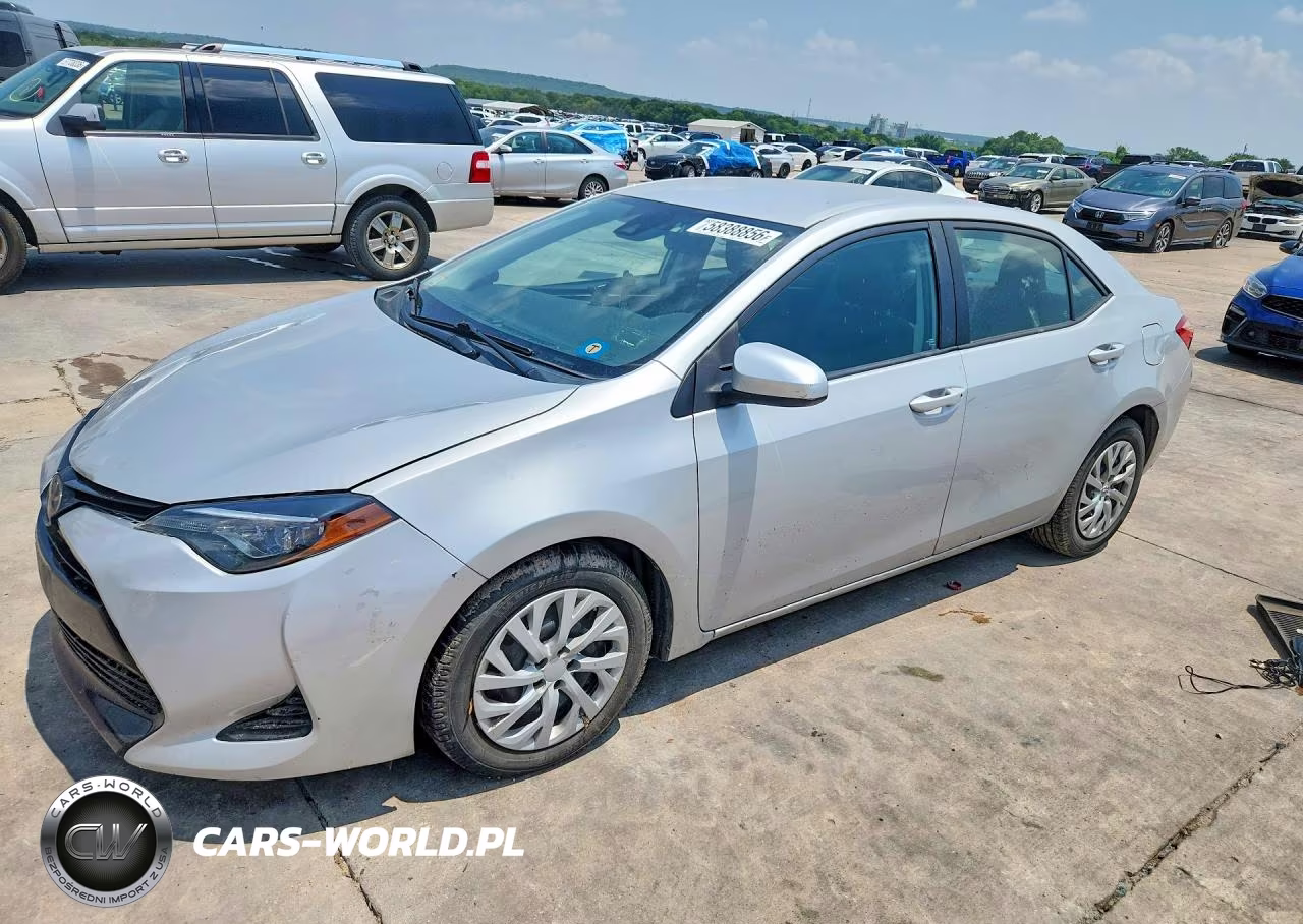 2018 Toyota Corolla Le – zdjęcie 1 z 12