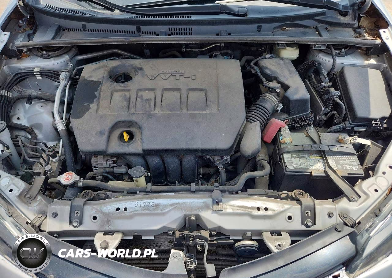 2018 Toyota Corolla Le VIN:2T1BURHE7JC981131 - 11
