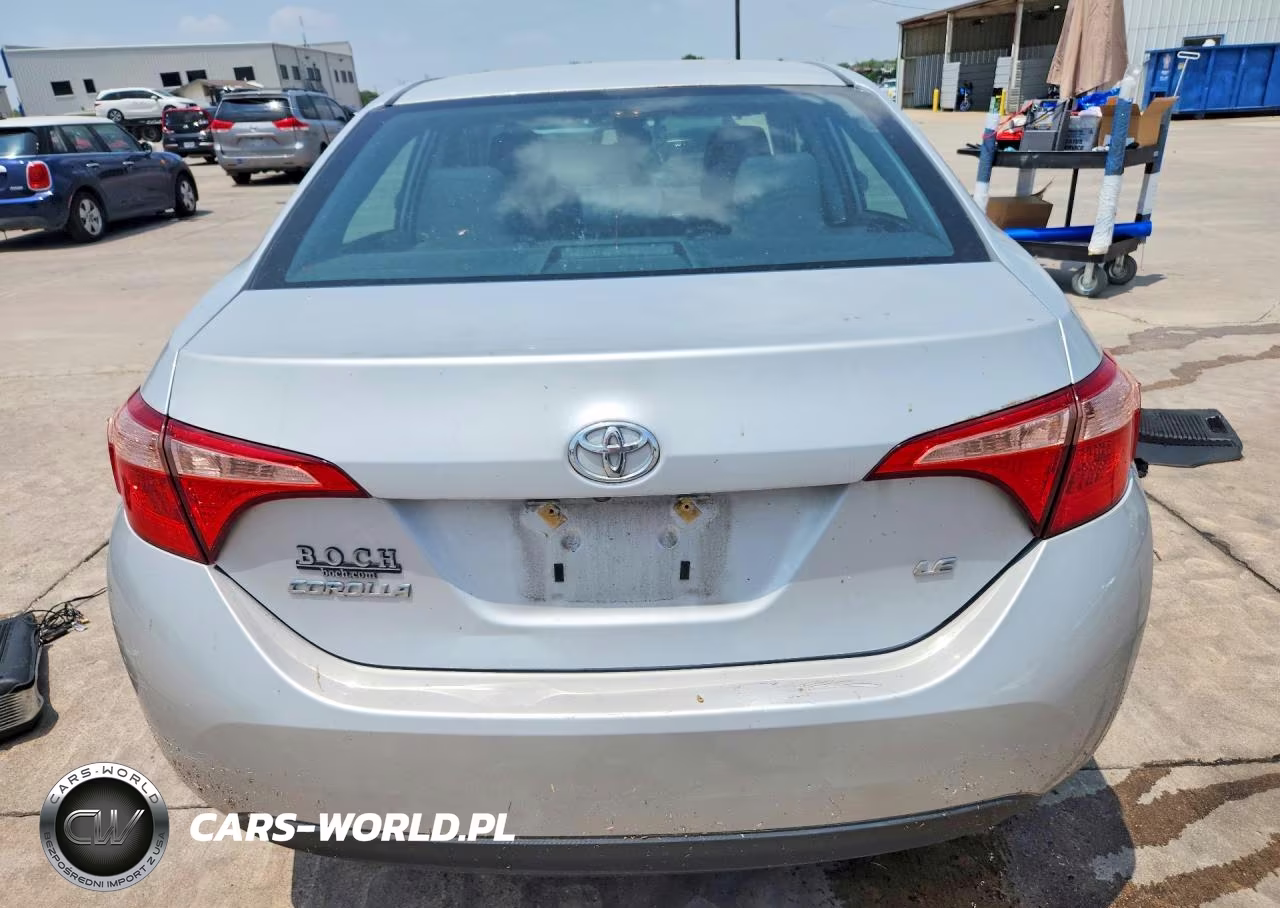 2018 Toyota Corolla Le VIN:2T1BURHE7JC981131 - 6