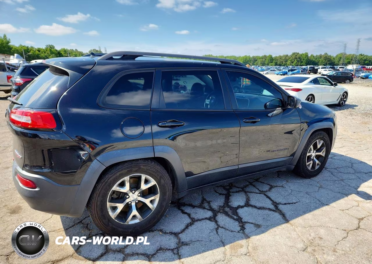 2015 Jeep Cherokee Trailhawk VIN:1C4PJMBB4FW534559 - 3