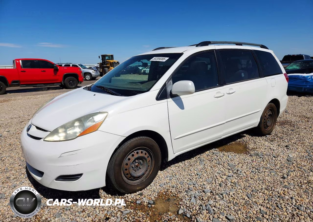 2007 Toyota Sienna Le 8-Passenger