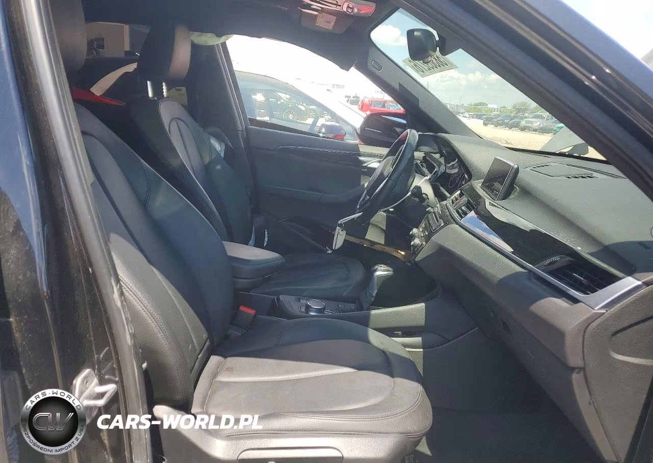 2017 BMW X1 Sdrive28I VIN:WBXHU7C38H5H37568 - 7
