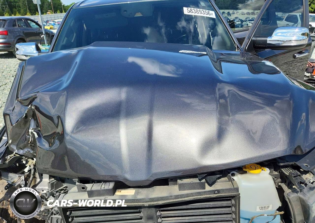 2022 Ram 1500 Laramie VIN:1C6SRFJM1NN237925 - 11