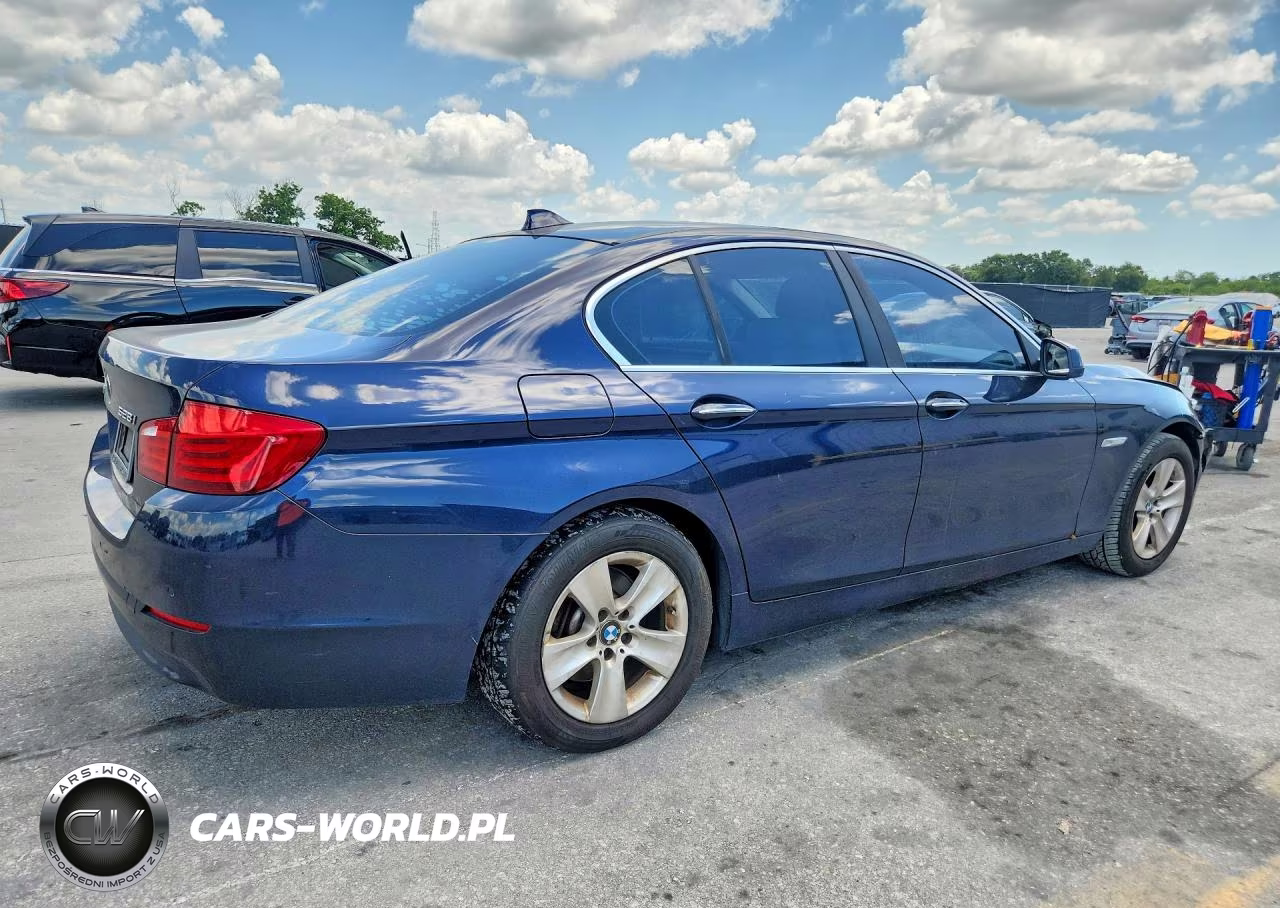 2013 BMW 528 Xi VIN:WBAXH5C5XDD108553 - 3