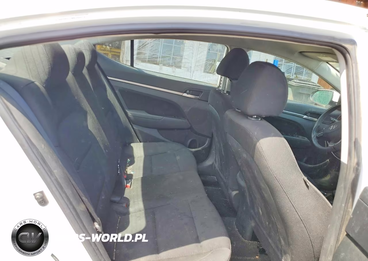 2020 Hyundai Elantra Sel VIN:5NPD84LF6LH570853 - 10