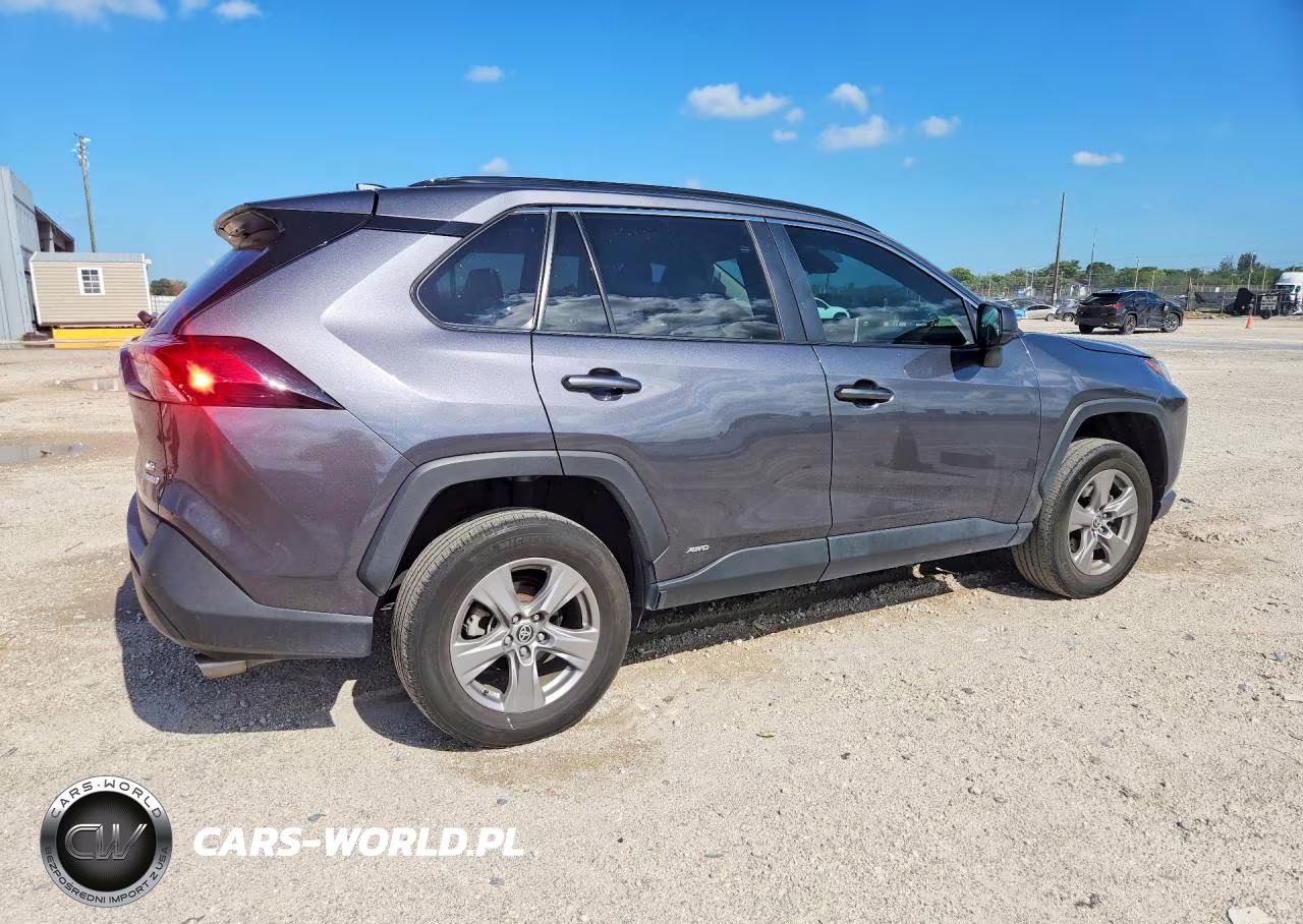 2024 Toyota Rav4 Le VIN:4T3LWRFV7RU119935 - 3