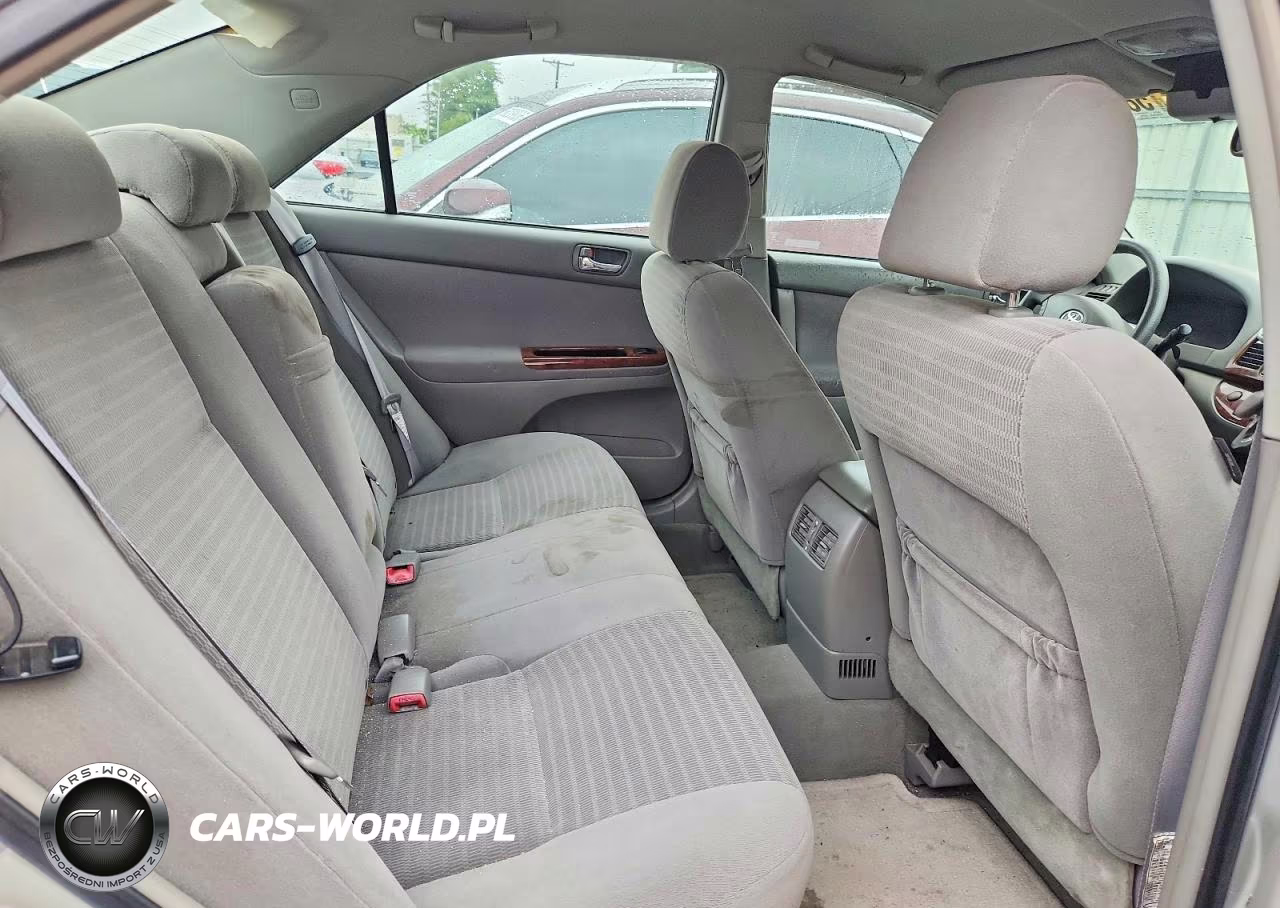 2005 Toyota Camry Xle VIN:4T1BE30K45U986948 - 10