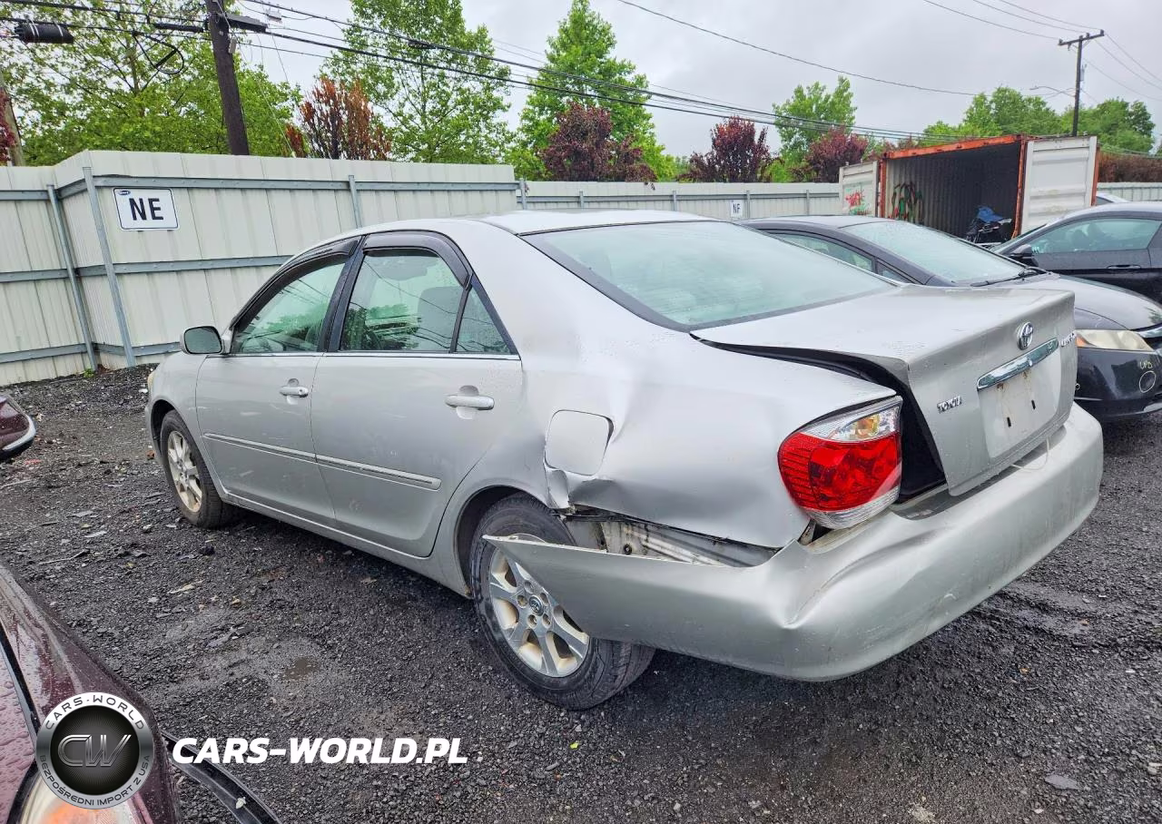 2005 Toyota Camry Xle VIN:4T1BE30K45U986948 - 2