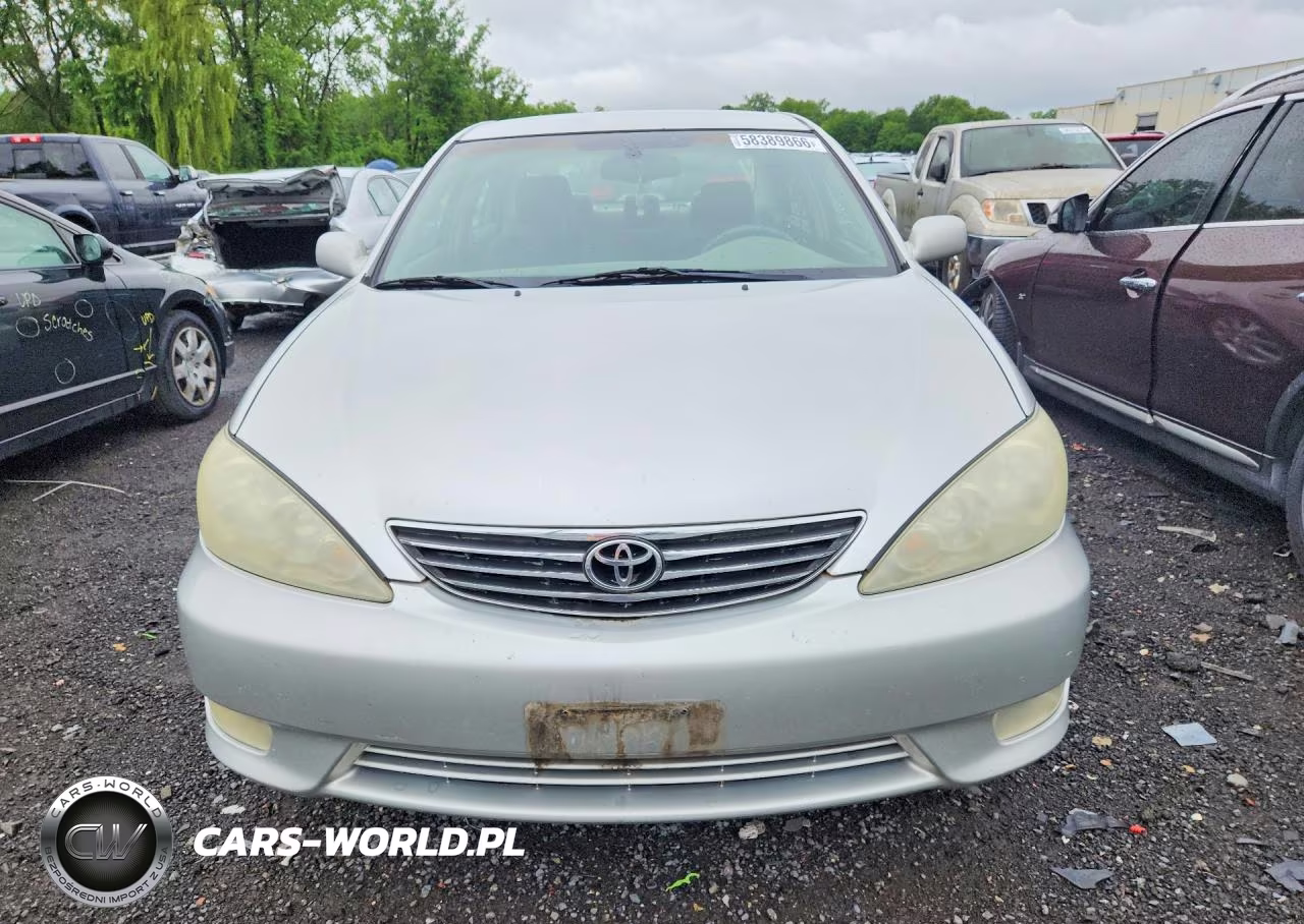 2005 Toyota Camry Xle VIN:4T1BE30K45U986948 - 5