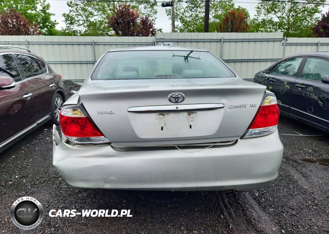 2005 Toyota Camry Xle VIN:4T1BE30K45U986948 - 6