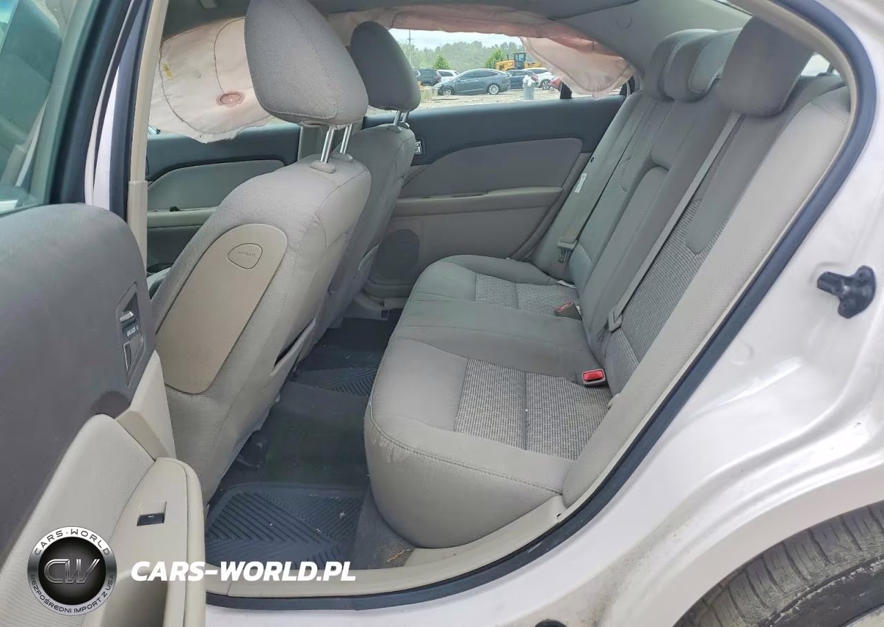 2010 Ford Fusion Se VIN:3FAHP0HA5AR355121 - 10