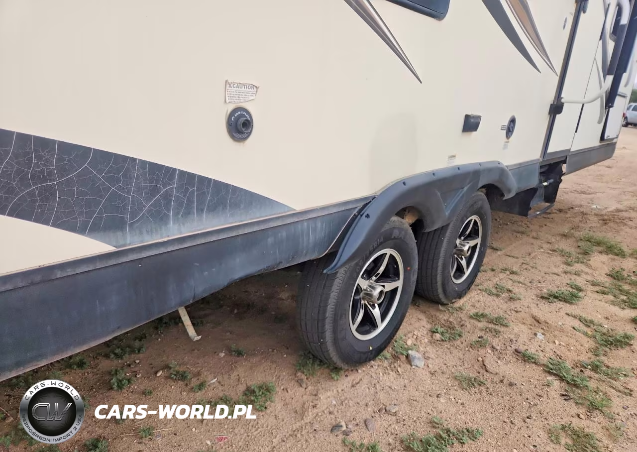 2016 Keystone Kodiak Express Ultra Lite Camper VIN:4YDT24622GJ970862 - 9