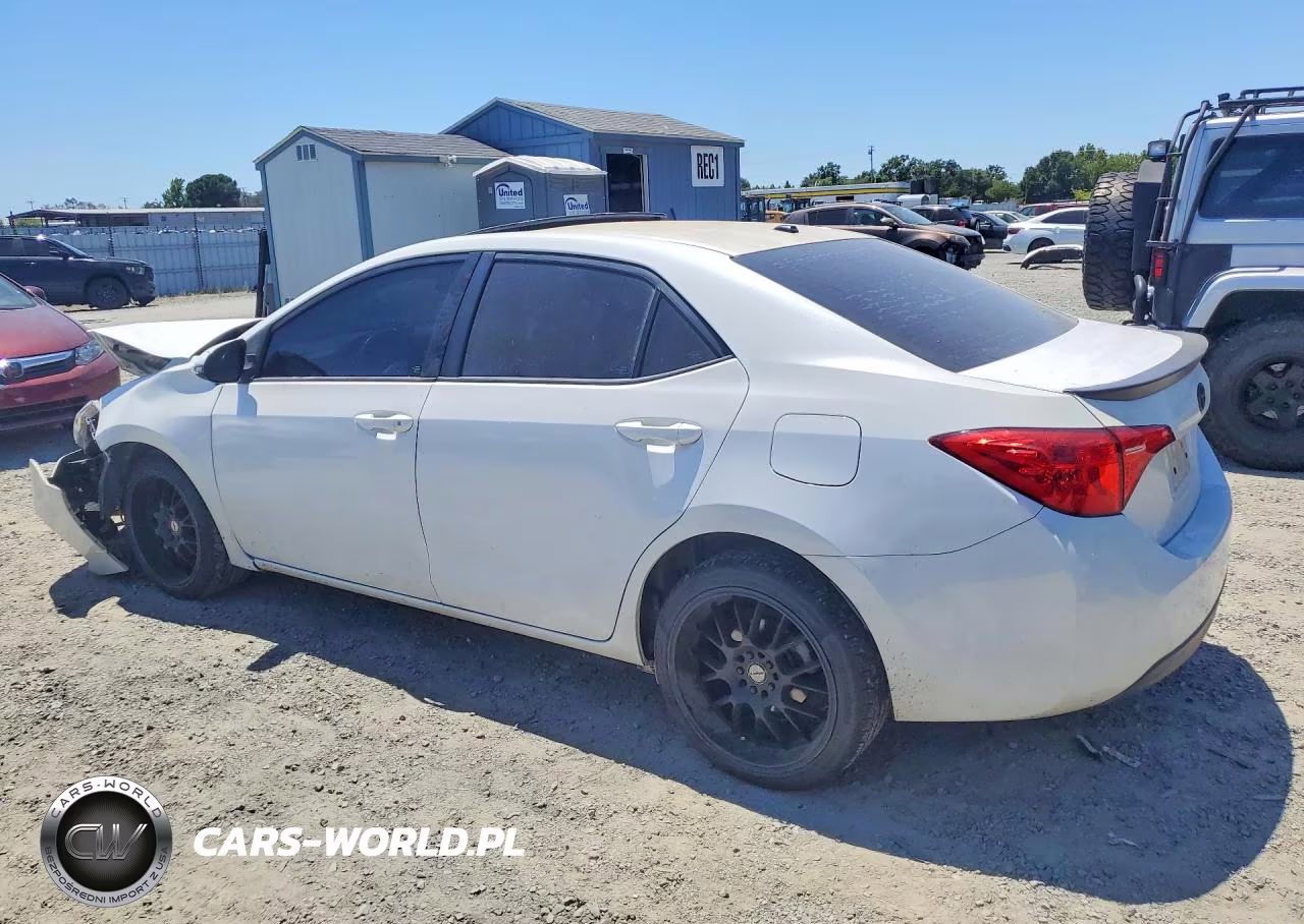 2017 Toyota Corolla Se VIN:5YFBURHE5HP665253 - 2