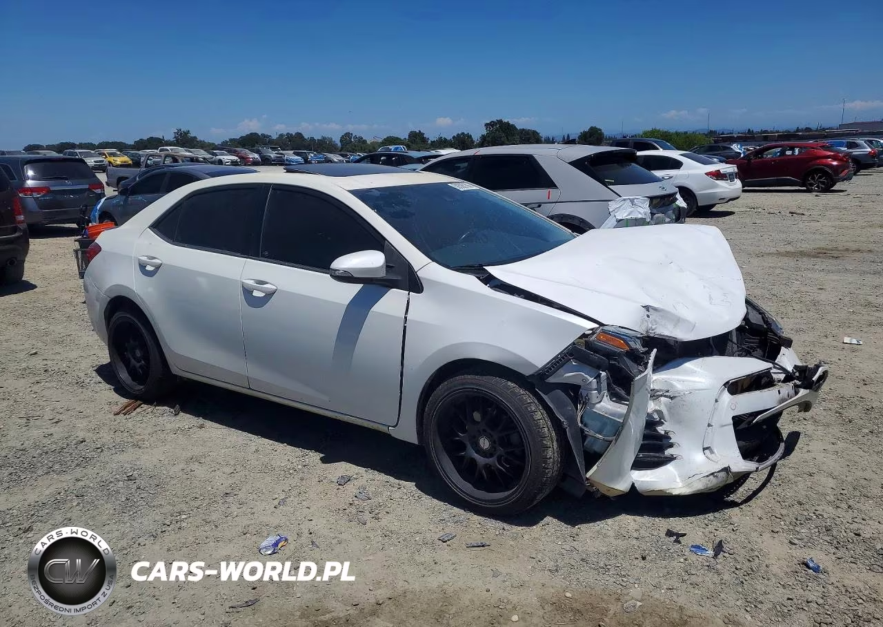 2017 Toyota Corolla Se VIN:5YFBURHE5HP665253 - 4