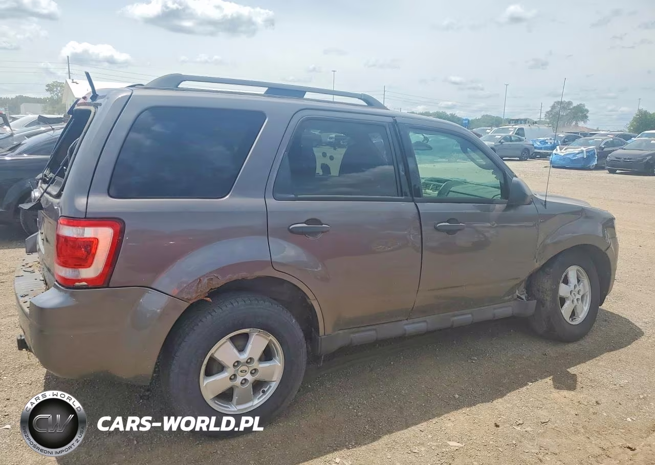 2012 Ford Escape VIN:1FMCU0D75CKC18013 - 3