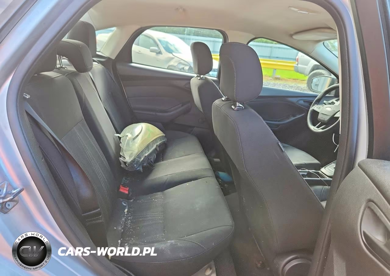 2017 Ford Focus S VIN:1FADP3E25HL282080 - 10