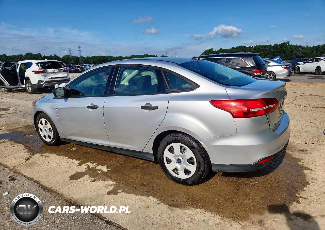 2017 Ford Focus S VIN:1FADP3E25HL282080 - 2