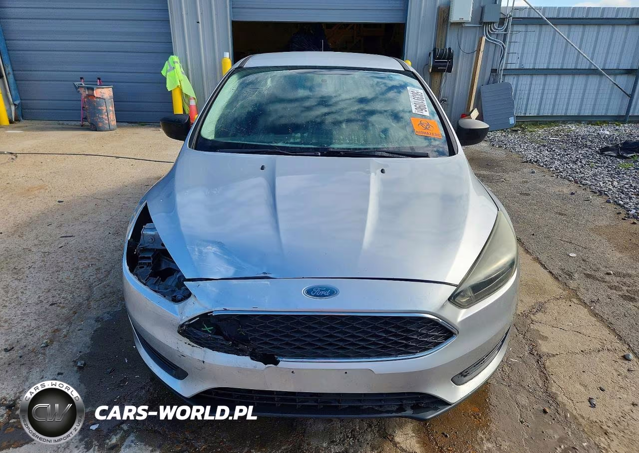 2017 Ford Focus S VIN:1FADP3E25HL282080 - 5