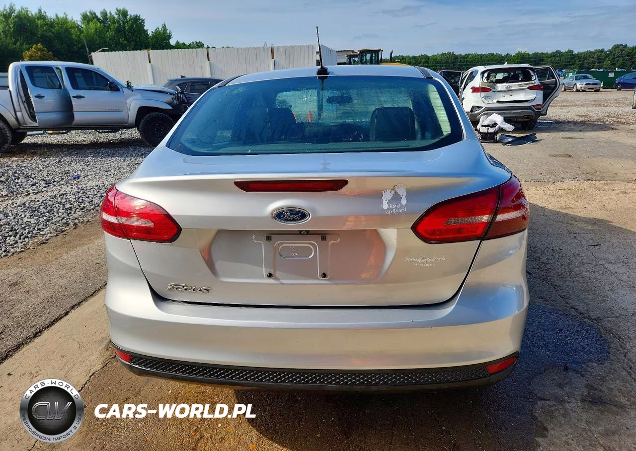 2017 Ford Focus S VIN:1FADP3E25HL282080 - 6