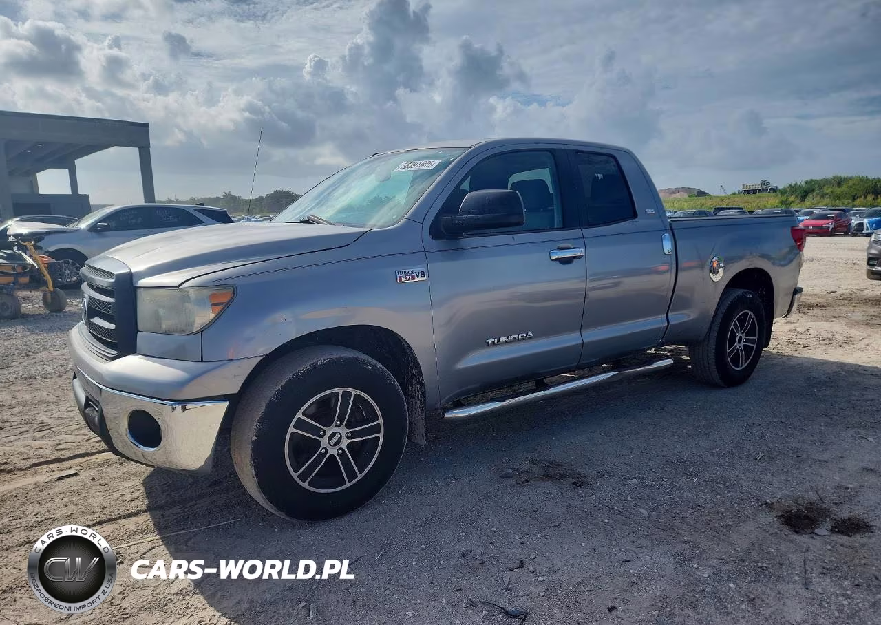2013 Toyota Tundra Double Cab Sr5 – zdjęcie 1 z 13
