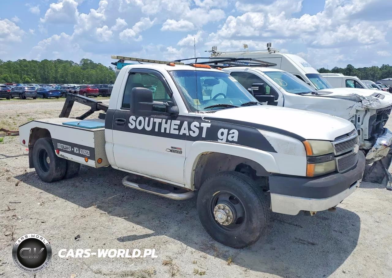 2004 Chevrolet Silverado C3500 VIN:1GBJC34264E384145 - 4