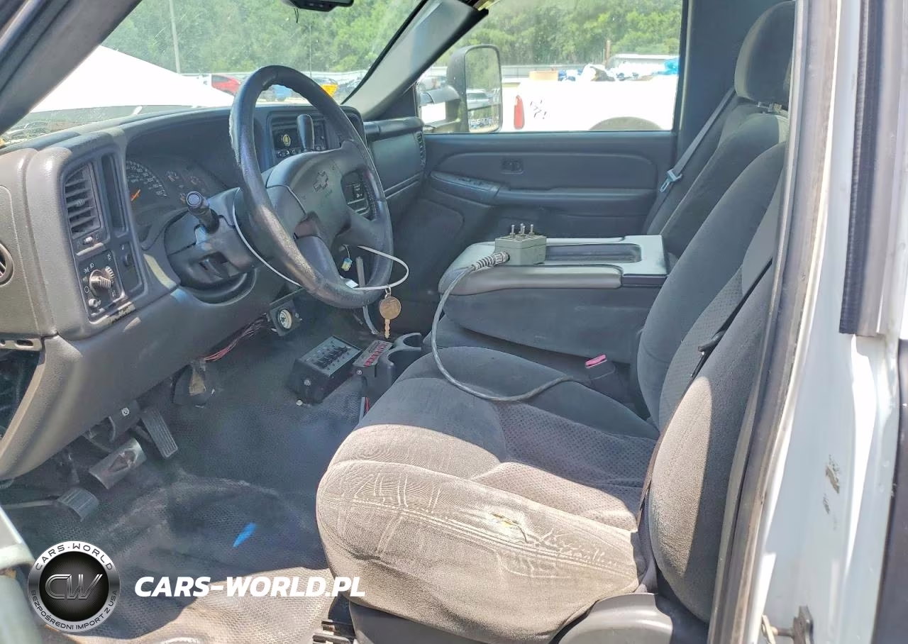 2004 Chevrolet Silverado C3500 VIN:1GBJC34264E384145 - 7