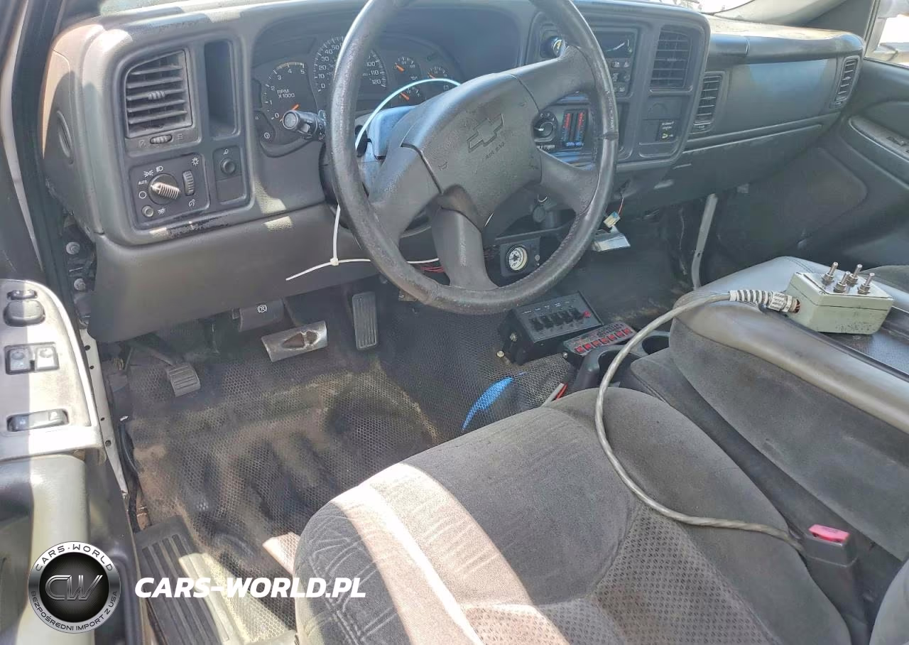 2004 Chevrolet Silverado C3500 VIN:1GBJC34264E384145 - 8