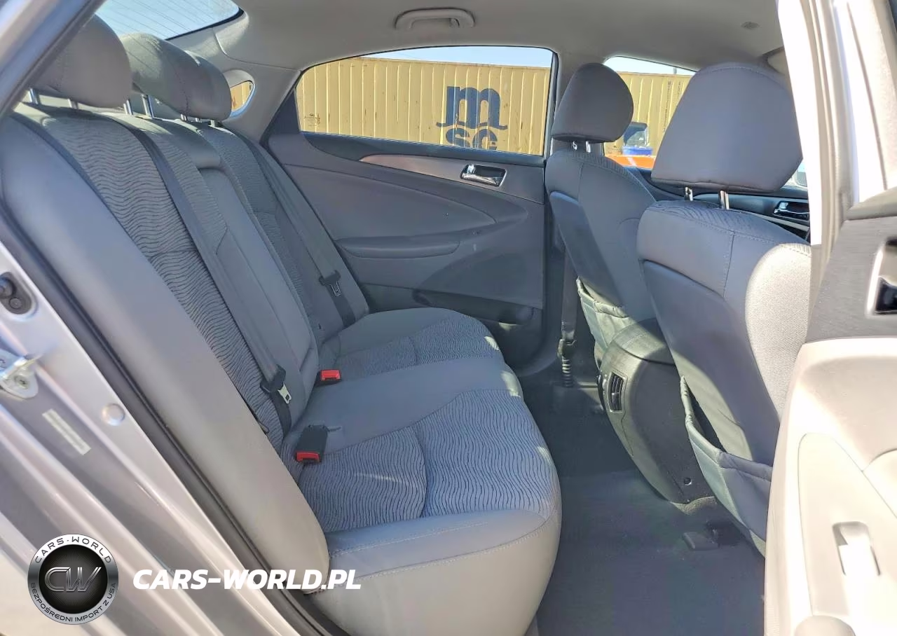 2012 Hyundai Sonata Hybrid VIN:KMHEC4A49CA027097 - 10