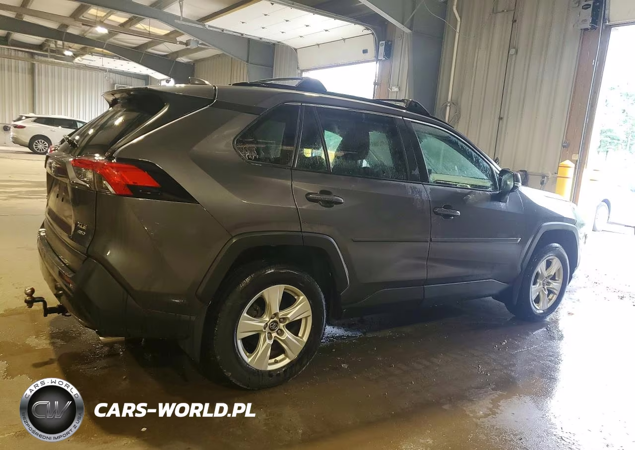 2019 Toyota Rav4 Xle VIN:2T3P1RFV7KW082195 - 3