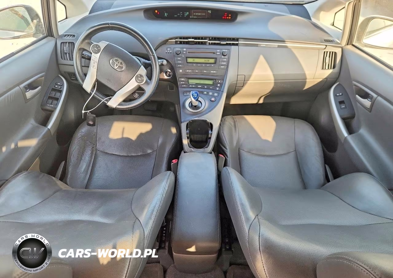 2011 Toyota Prius Four VIN:JTDKN3DU1B0300271 - 8