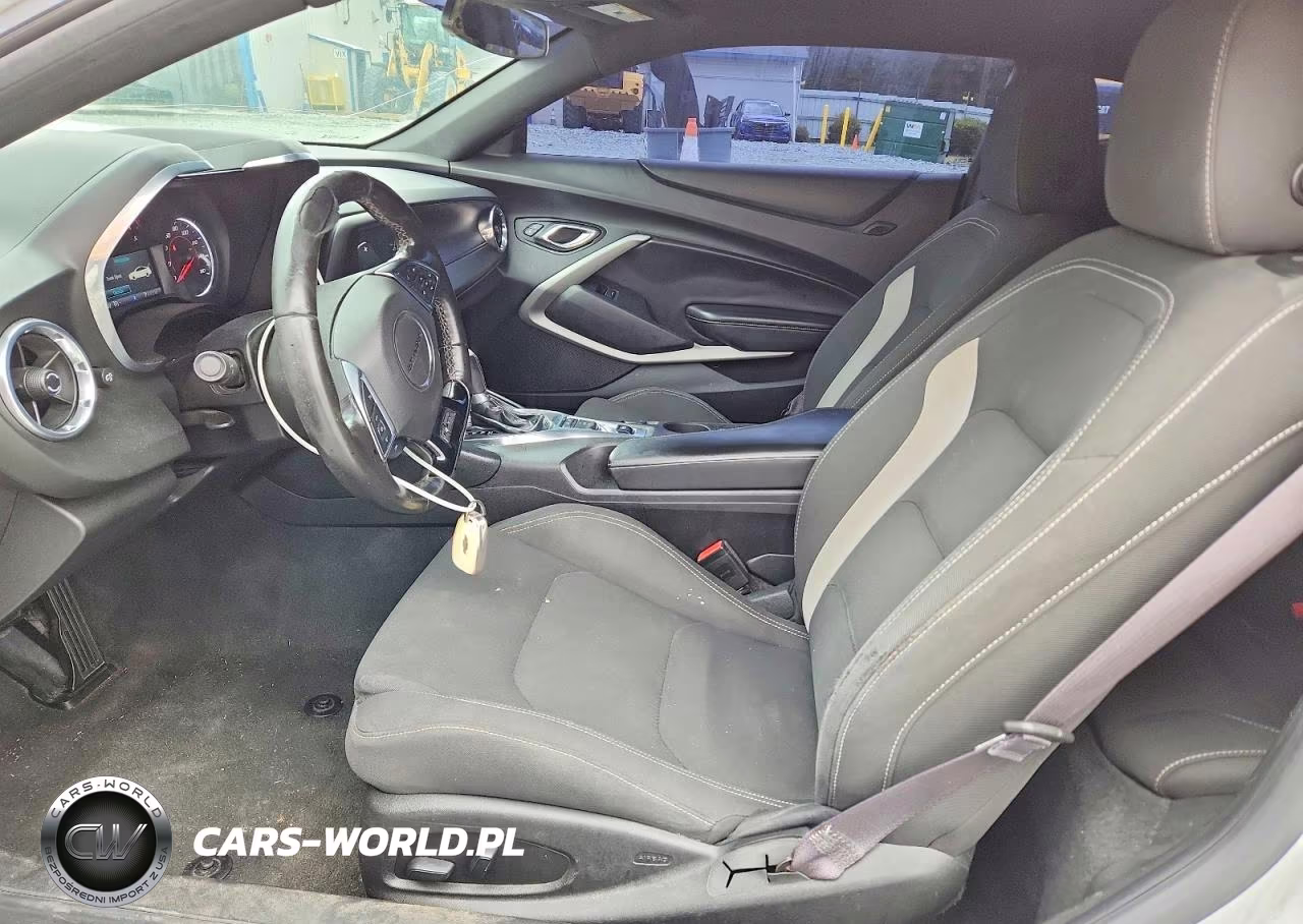 2017 Chevrolet Camaro Lt VIN:1G1FB1RX8H0141610 - 7