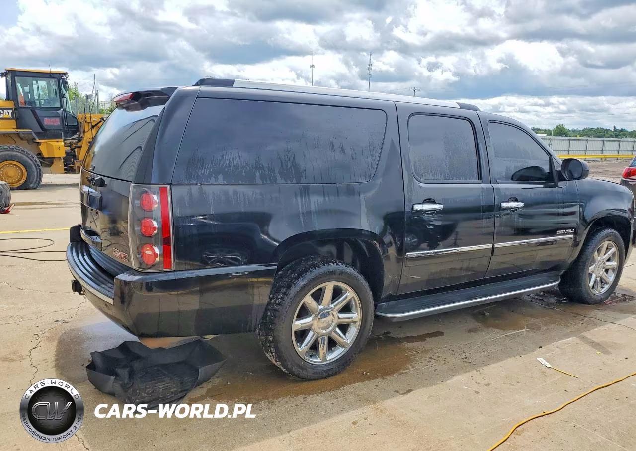 2011 GMC Yukon Xl Denali VIN:1GKS2MEF6BR200245 - 3