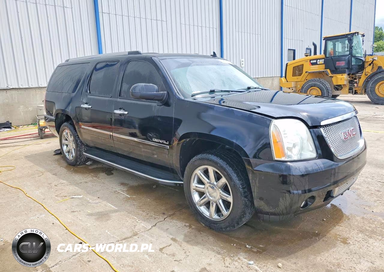 2011 GMC Yukon Xl Denali VIN:1GKS2MEF6BR200245 - 4