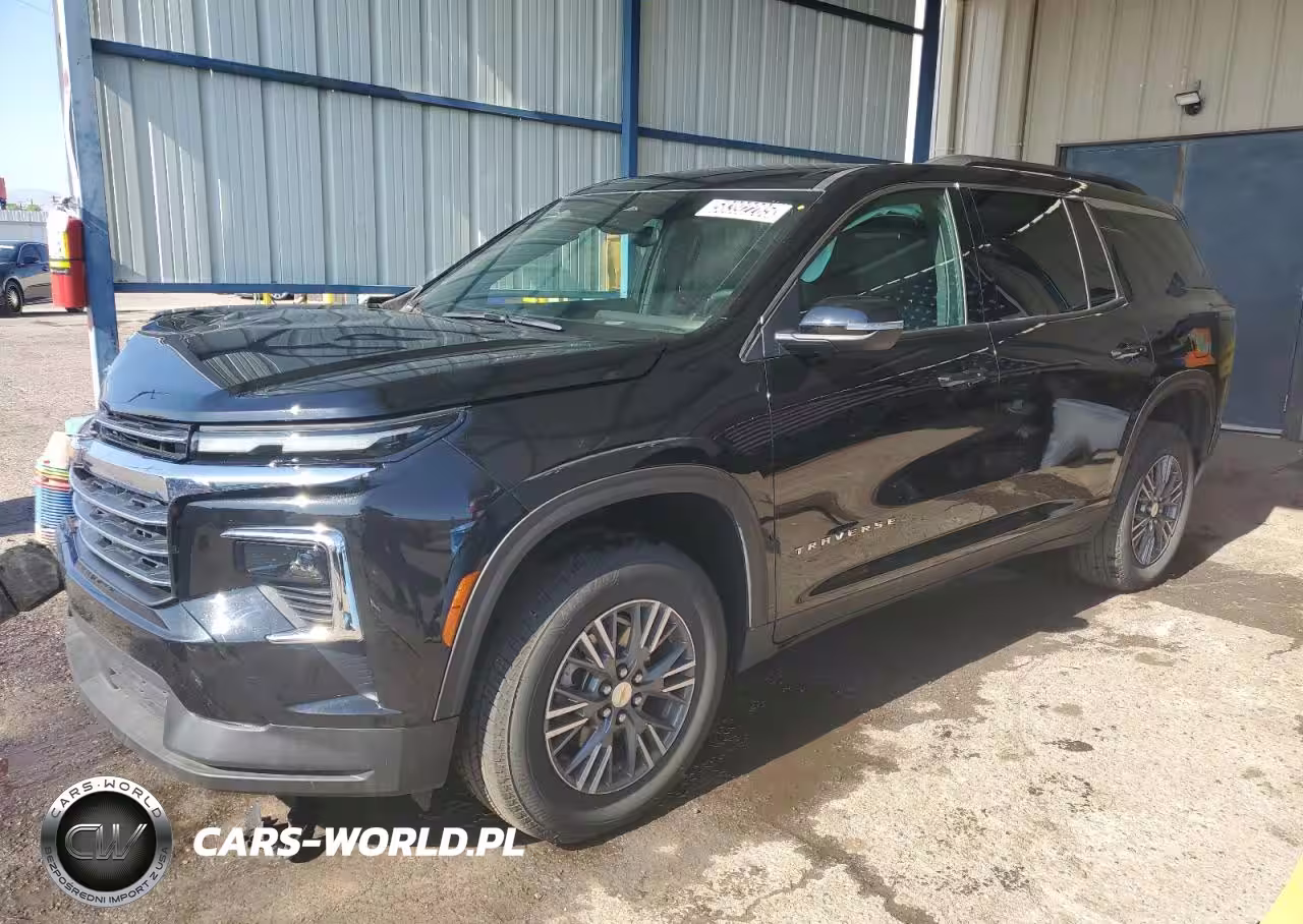 2025 Chevrolet Traverse Lt