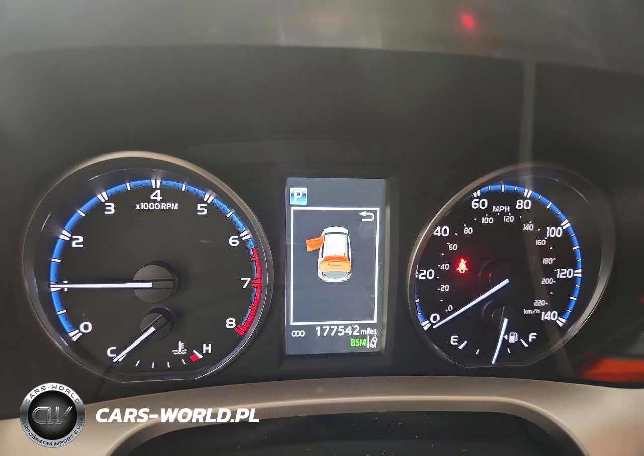 2018 Toyota Rav4 Xle VIN:JTMRFREV4JJ204844 - 9