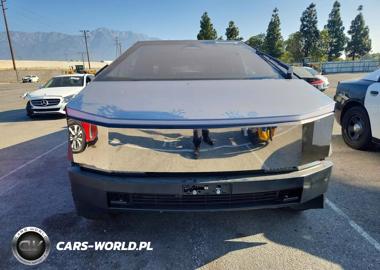 2024 Tesla Cybertruck VIN:7G2CEHED8RA024161 - 5
