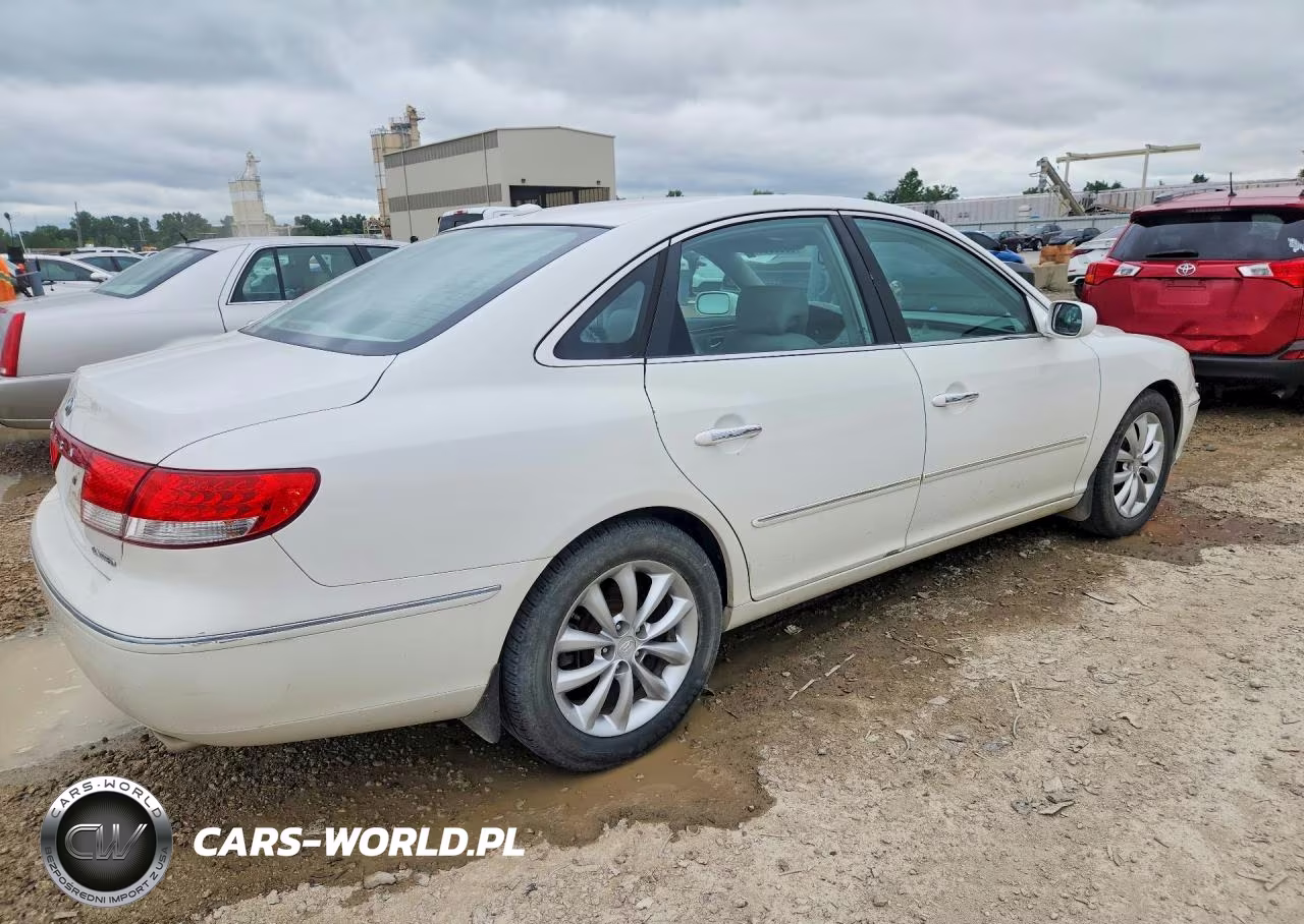 2007 Hyundai Azera Se VIN:KMHFC46F97A209693 - 3