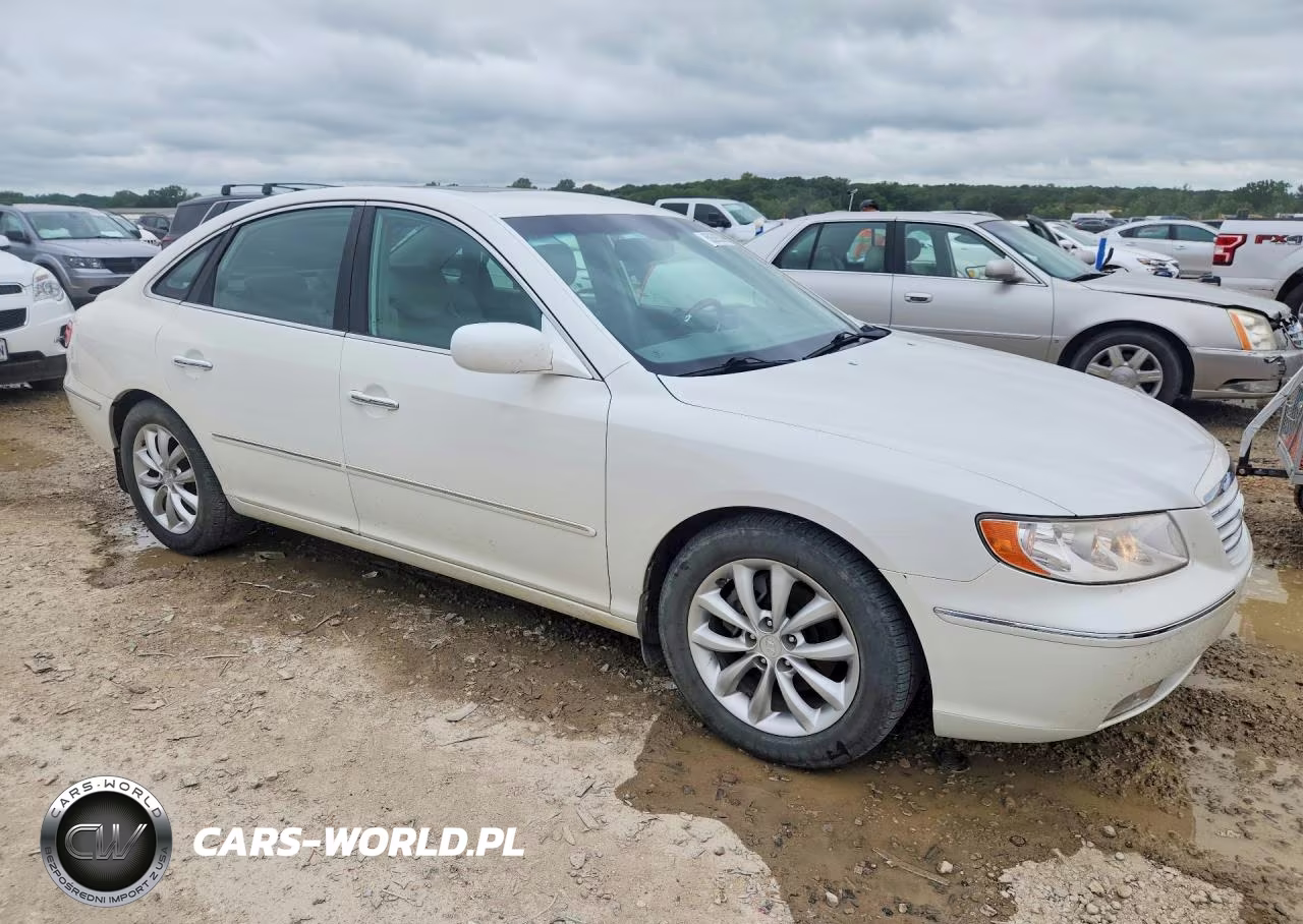 2007 Hyundai Azera Se VIN:KMHFC46F97A209693 - 4