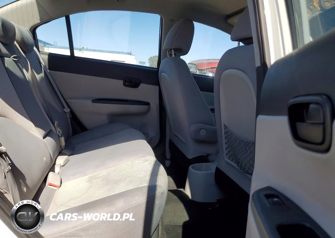 2011 Hyundai Accent Gls VIN:KMHCN4ACXBU606640 - 10