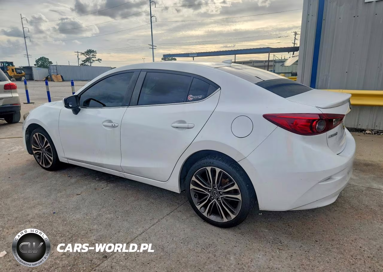 2018 Mazda 3 Touring VIN:3MZBN1V30JM171586 - 2