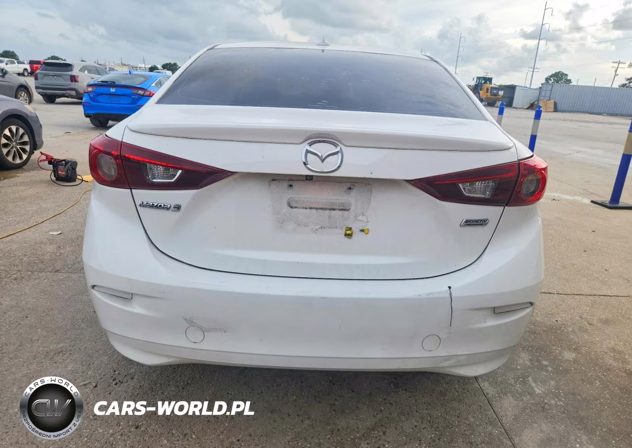 2018 Mazda 3 Touring VIN:3MZBN1V30JM171586 - 6