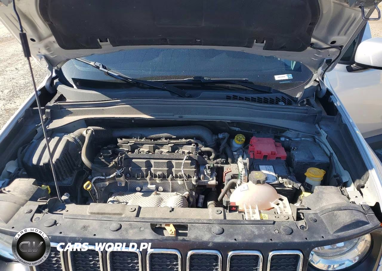 2021 Jeep Renegade Latitude VIN:ZACNJCBB4MPN36420 - 12