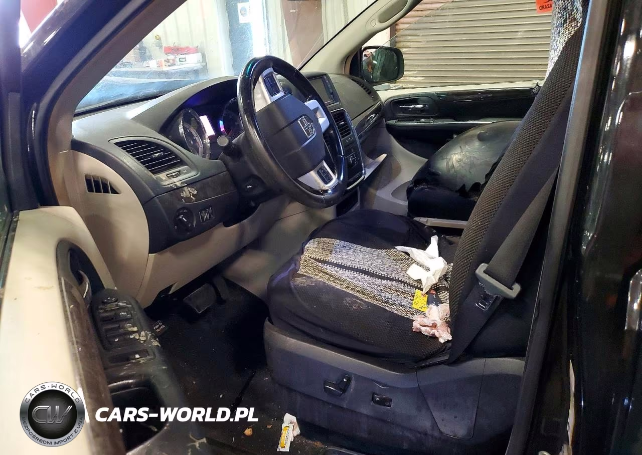 2011 Dodge Grand Caravan Crew VIN:2D4RN5DG8BR660893 - 7